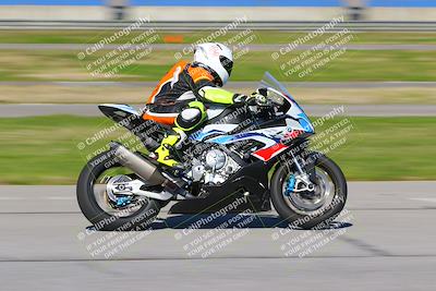 media/Jan-20-2023-Fastrack Riders (Fri) [[f2ad32aba3]]/Private/session 4 turn 6/